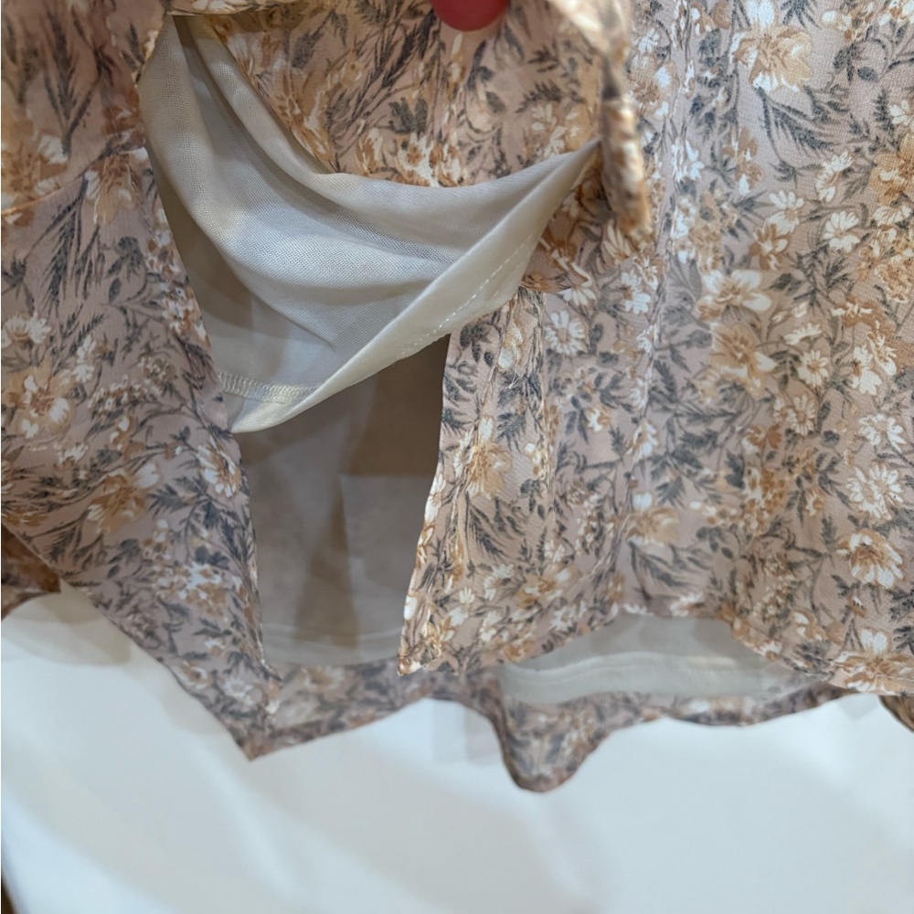 Women's Floral Layered Blouse - Brown - Picture 5 of 5